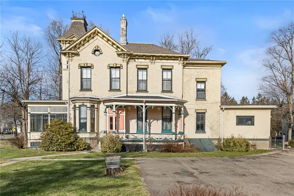 $344,900 | 110 West Washington Street, Bath, NY 14810