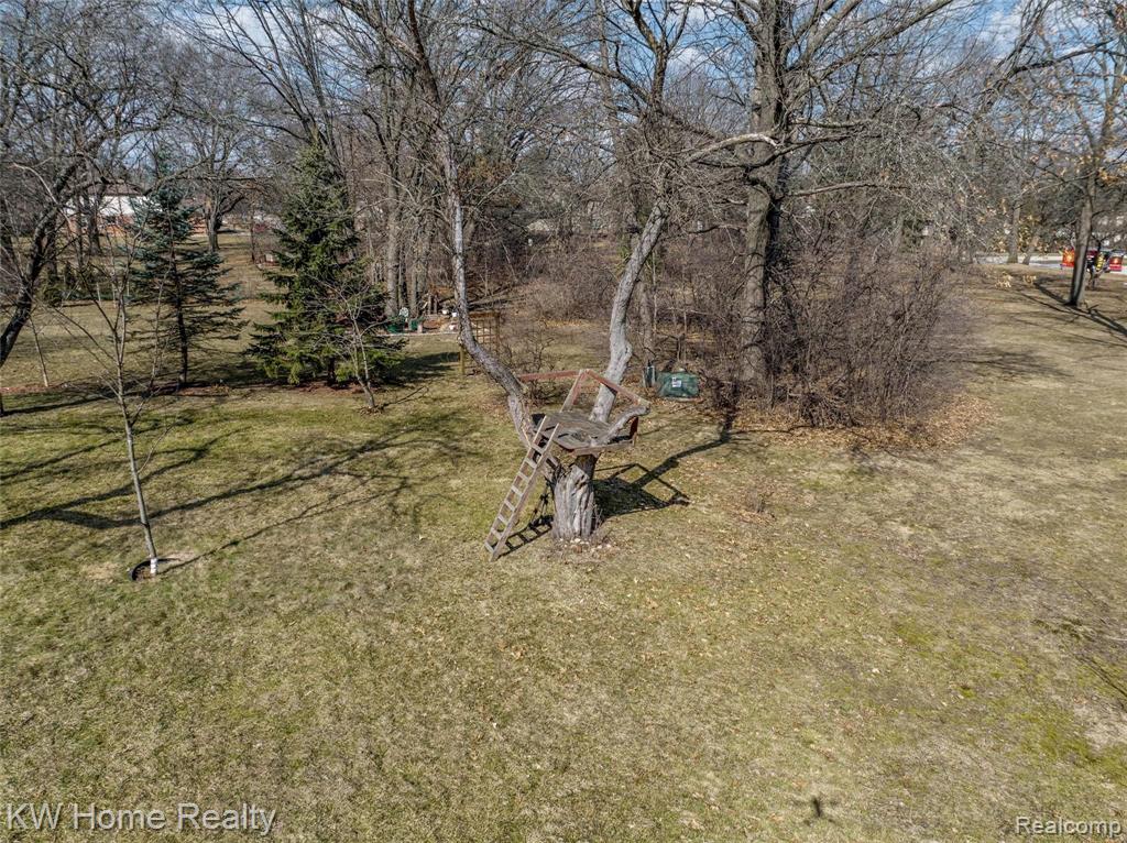 35690 Fredericksburg Road Farmington Hills, MI 48331 - Photo 23 of 25