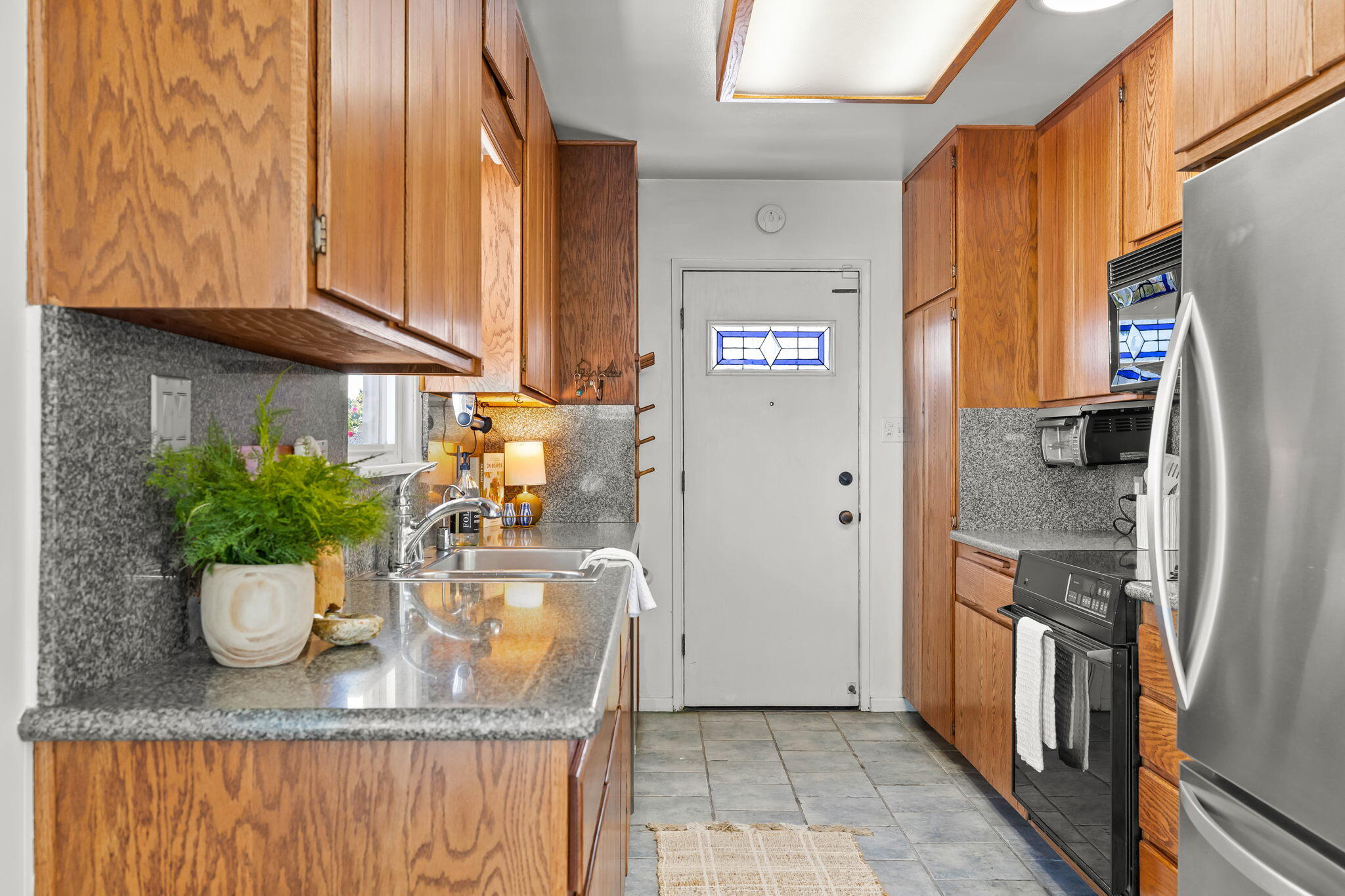 3476 Pacific Coast Highway Ventura, CA 93001 - Photo 7 of 21 3476 PCH