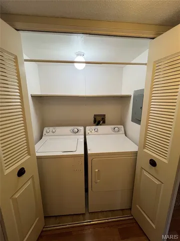 $1,475 | 9040 West Swan Circle, Brentwood, MO 63144