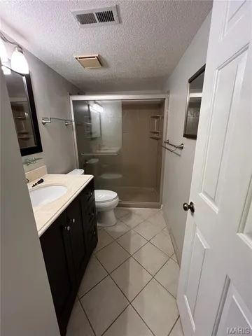 $1,475 | 9040 West Swan Circle, Brentwood, MO 63144