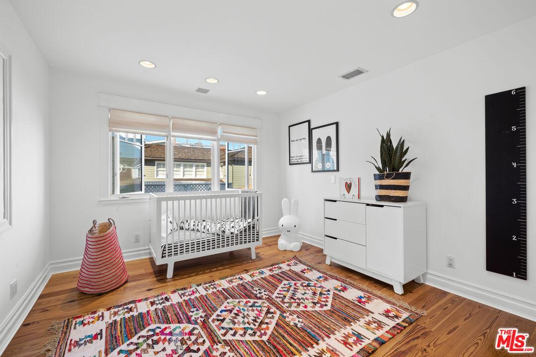 2217 Channel Road Newport Beach, CA 92661 - Photo 16 of 21 Gallery Image 16