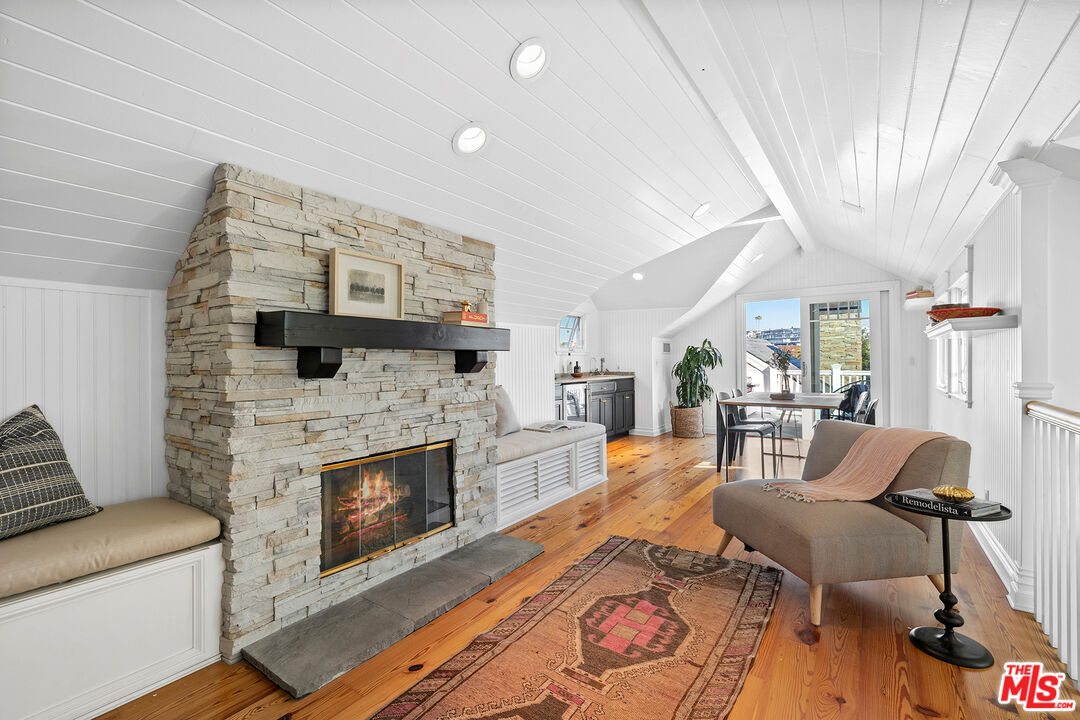2217 Channel Road Newport Beach, CA 92661 - Photo 19 of 21 Gallery Image 19