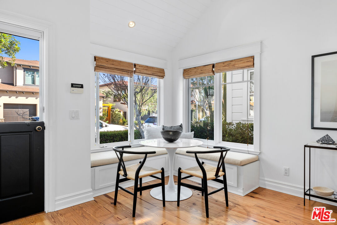 2217 Channel Road Newport Beach, CA 92661 - Photo 5 of 21 Gallery Image 5