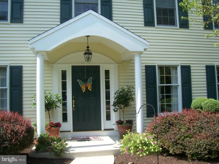 239 Lafayette Lane Wayne, PA 19087 - Photo 2 of 15 Exterior Front