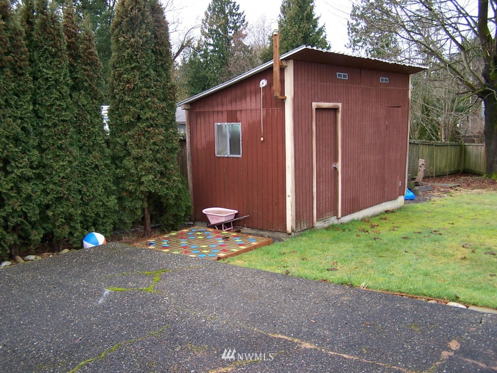 19206 29th Avenue Southeast Bothell, WA 98012 - Photo 15 of 23 Gallery Image 15
