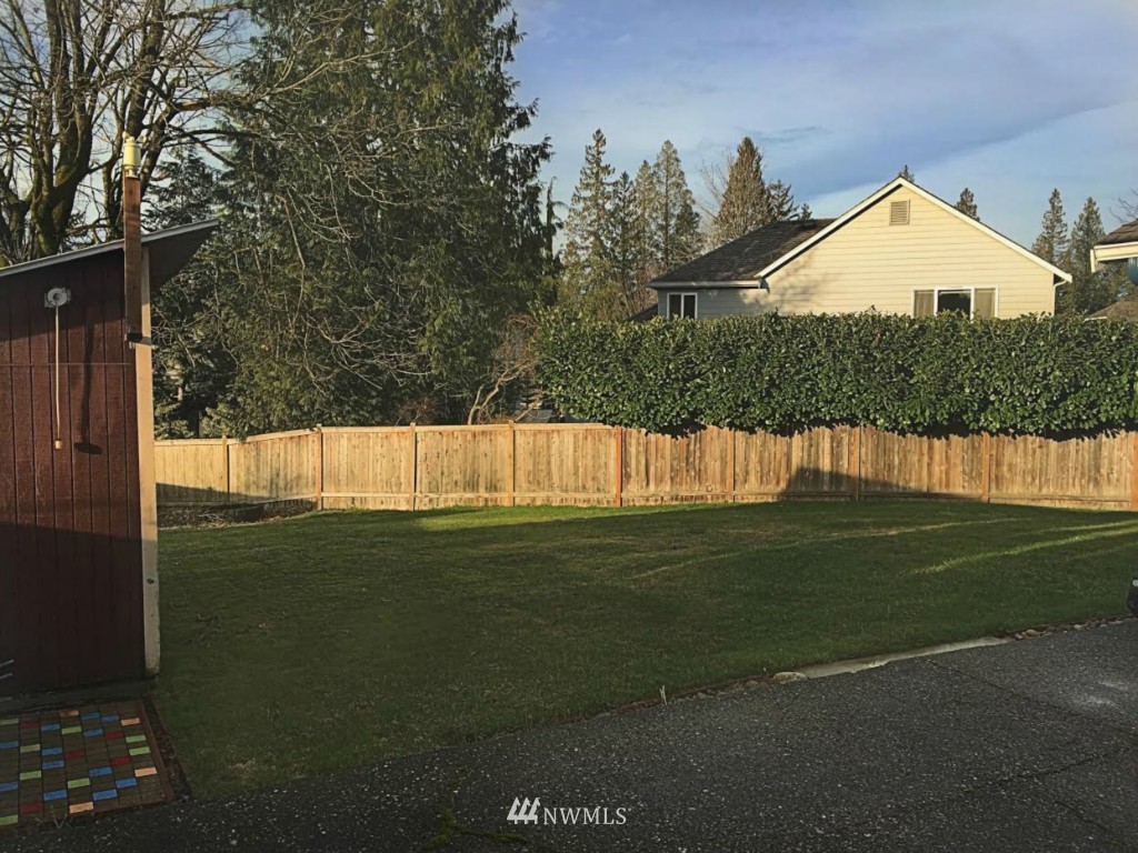 19206 29th Avenue Southeast Bothell, WA 98012 - Photo 19 of 23 Gallery Image 19
