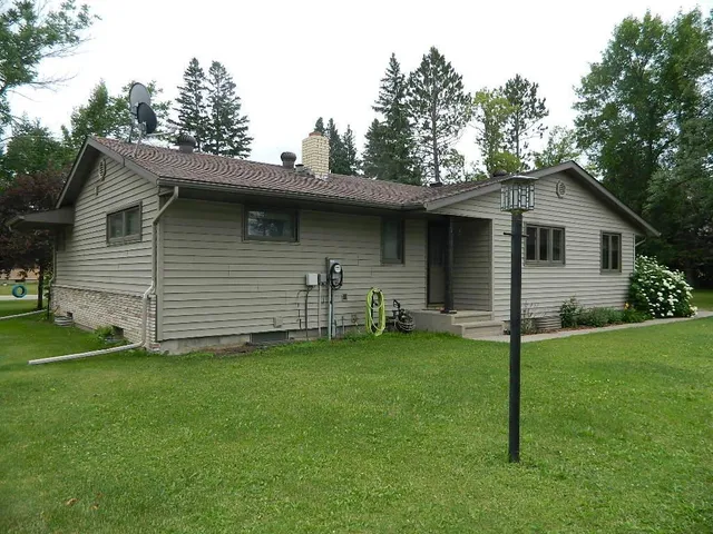$193,900 | 817 McPherson Street, Littlefork, MN 56653