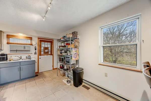 $203,500 | 306 Sunset Drive, Aurora, IN 47001