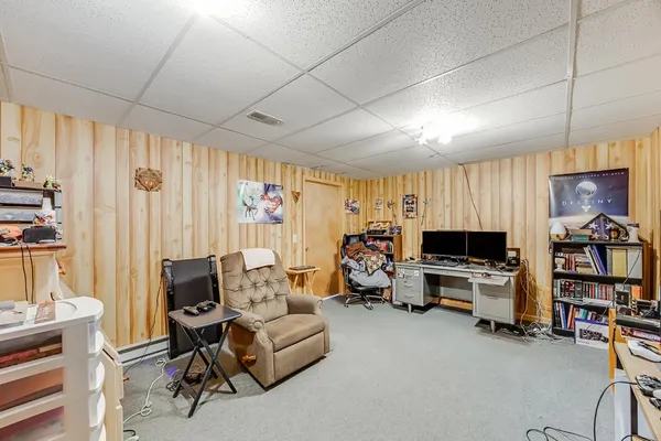 $203,500 | 306 Sunset Drive, Aurora, IN 47001