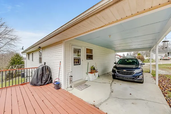 $203,500 | 306 Sunset Drive, Aurora, IN 47001