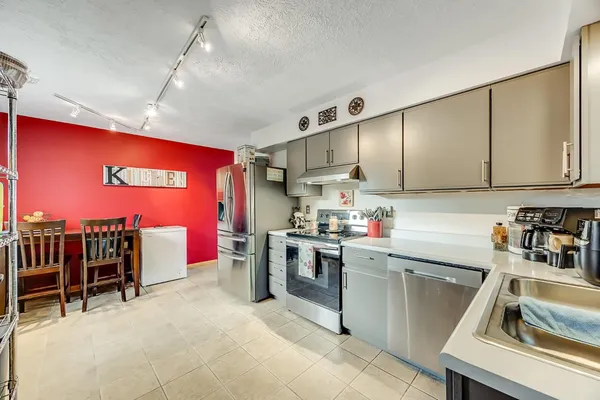 $203,500 | 306 Sunset Drive, Aurora, IN 47001