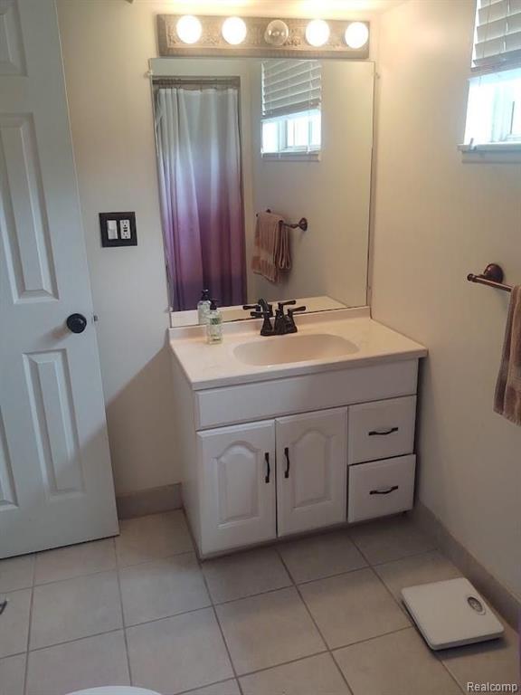 47574 Greenview Road Utica, MI 48317 - Photo 13 of 21