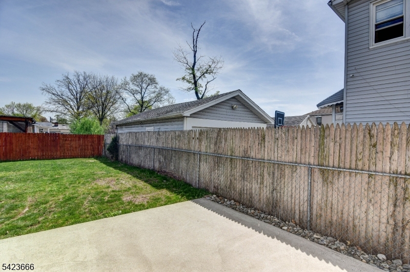 1017 Grandview Avenue Union, NJ 07083 - Photo 27 of 34