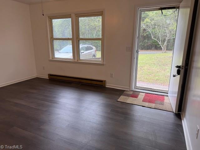 1325 Mining School Road State Road, NC 28676 - Photo 5 of 17 Living Room