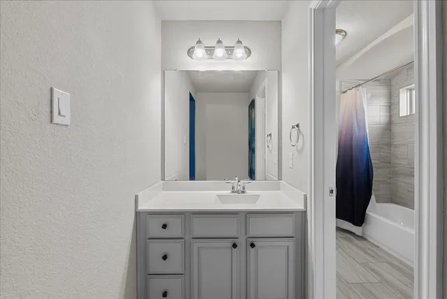 $515,000 | 2417 Lake Mist Drive, Texas City, TX 77568