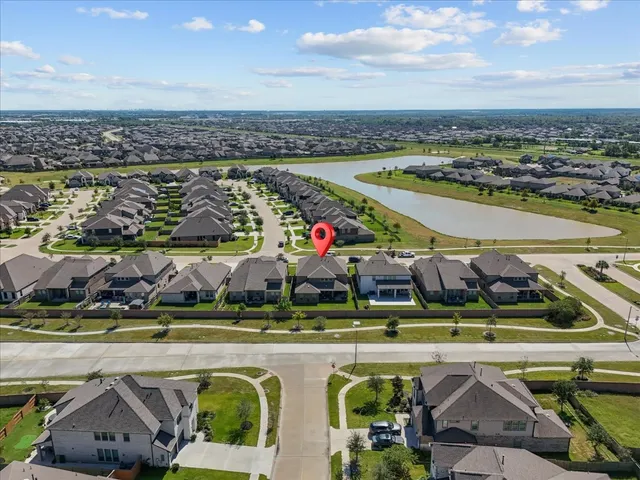 $515,000 | 2417 Lake Mist Drive, Texas City, TX 77568