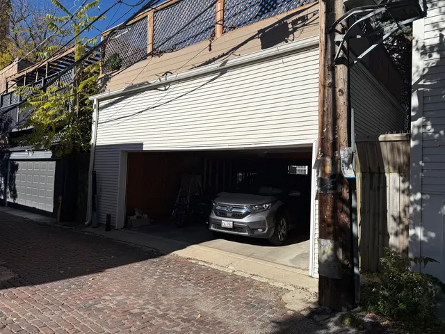 $1,400,000 | 415 West Eugenie Street, Chicago, IL 60614