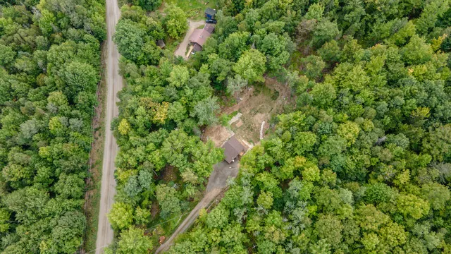 $195,000 | 8 Magnolia Lane, Starks, ME 04911