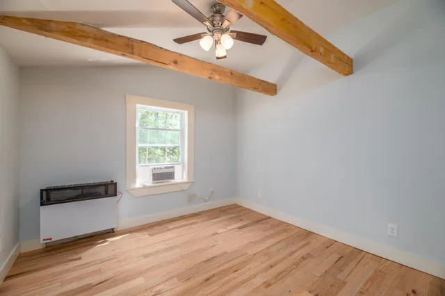 $195,000 | 8 Magnolia Lane, Starks, ME 04911