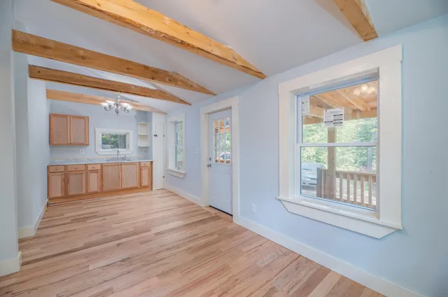 $195,000 | 8 Magnolia Lane, Starks, ME 04911