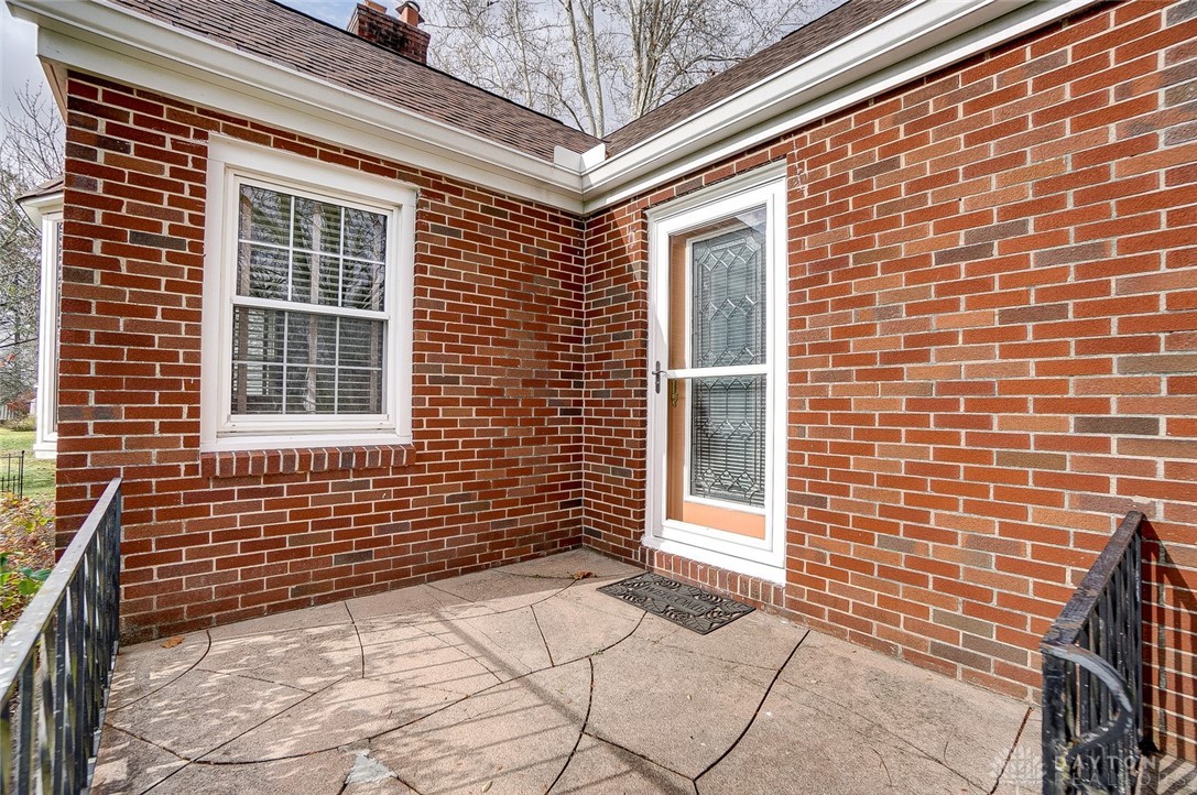 4788 West National Road Springfield, OH 45504 - Photo 4 of 40