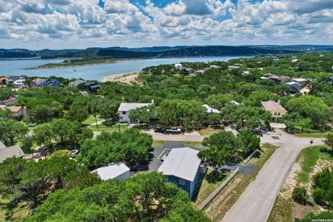 $429,000 | 1215 Stagecoach Drive, Canyon Lake, TX 78133