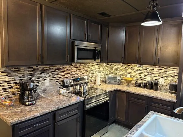 $295,900 | 14 Titans Lane, Pikeville, TN 37367