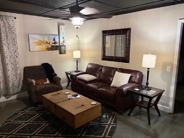 $295,900 | 14 Titans Lane, Pikeville, TN 37367