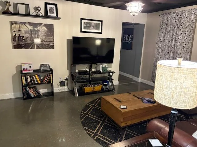 $295,900 | 14 Titans Lane, Pikeville, TN 37367