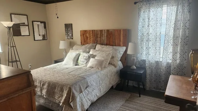 $295,900 | 14 Titans Lane, Pikeville, TN 37367