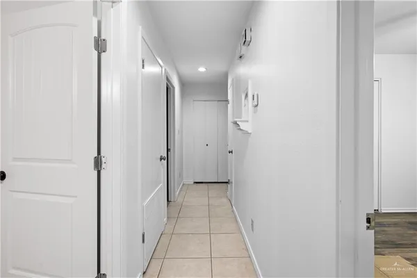 $2,000 | 4012 Auburn Avenue, McAllen, TX 78504