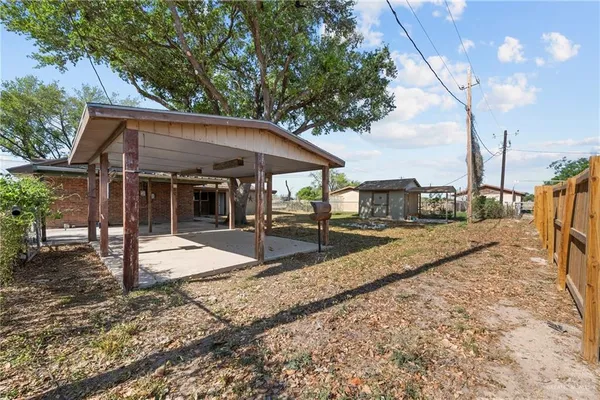 $2,000 | 4012 Auburn Avenue, McAllen, TX 78504