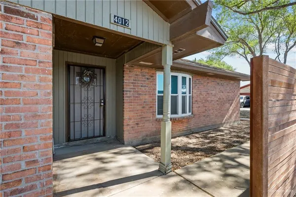 $2,000 | 4012 Auburn Avenue, McAllen, TX 78504