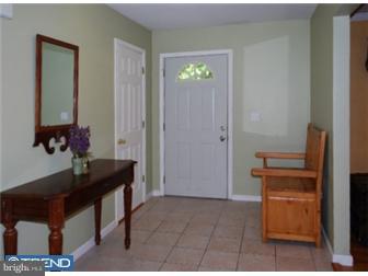51 Wagner Road Stockton, NJ 08559 - Photo 2 of 12 Foyer