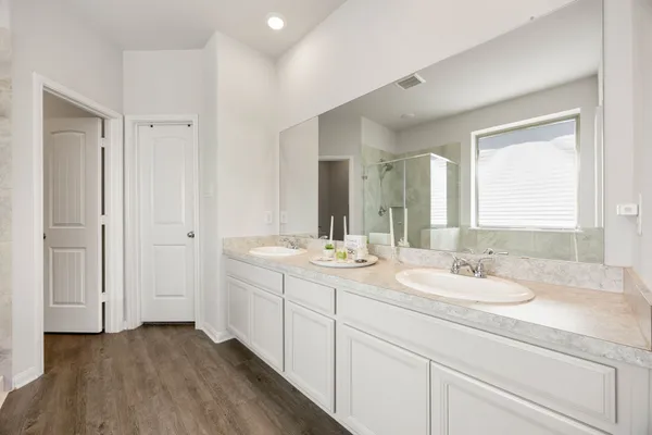 $255,000 | 20126 Wade Hampton Drive, Cleveland, TX 77327