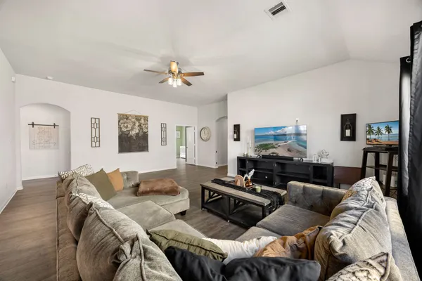 $255,000 | 20126 Wade Hampton Drive, Cleveland, TX 77327