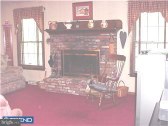 984 Roeloffs Road Yardley, PA 19067 - Photo 6 of 12 Family Room