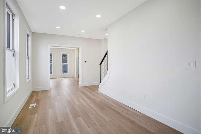 312 South Pulaski Street Baltimore, MD 21223 - Photo 8 of 39