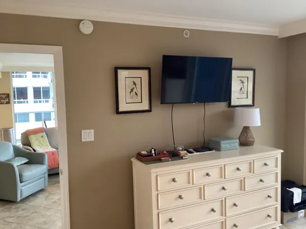 $3,700 | 3554 Ocean Drive, Unit 301, Vero Beach, FL 32963