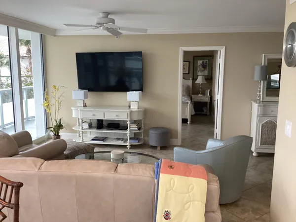 $3,700 | 3554 Ocean Drive, Unit 301, Vero Beach, FL 32963