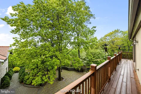 $1,950,000 | 105-107 Attitash Lane, Tafton, PA 18464