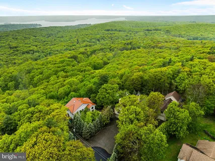 $1,950,000 | 105-107 Attitash Lane, Tafton, PA 18464