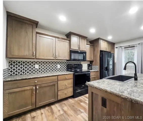 $337,000 | 73 Oldham Drive, Roach, MO 65787