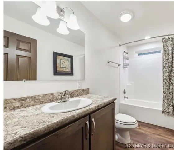 $337,000 | 73 Oldham Drive, Roach, MO 65787