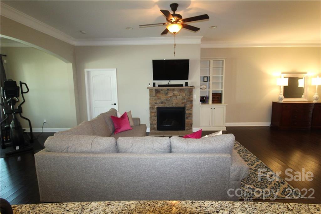 1028 Jack Pine Road Clover, SC 29710 - Photo 3 of 30 Gallery Image 3