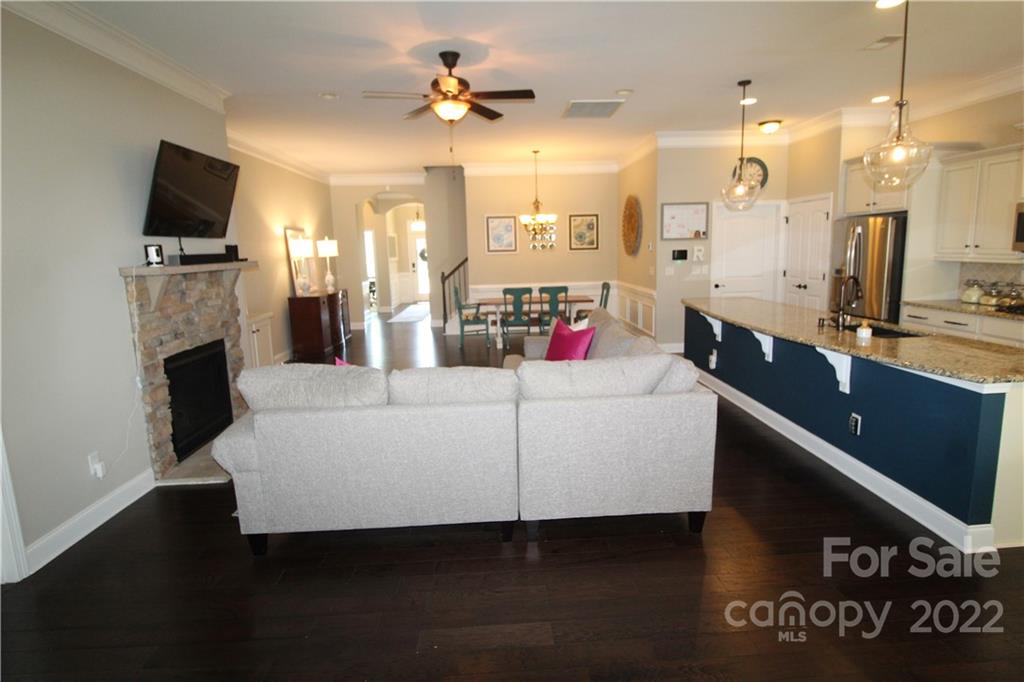 1028 Jack Pine Road Clover, SC 29710 - Photo 5 of 30 Gallery Image 5