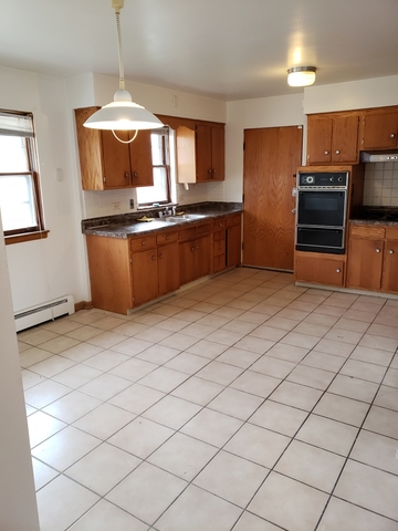 915 Elder Road Homewood, IL 60430 - Photo 3 of 7