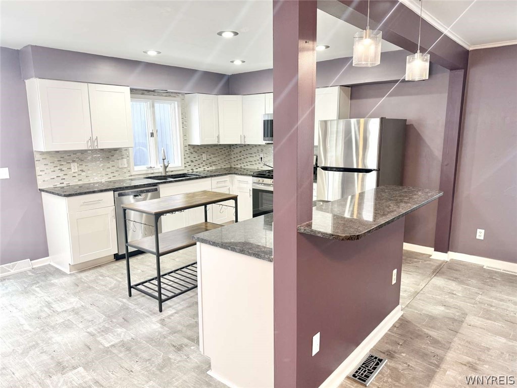 4961 Creek Rd Extension Lewiston, NY 14092 - Photo 9 of 20