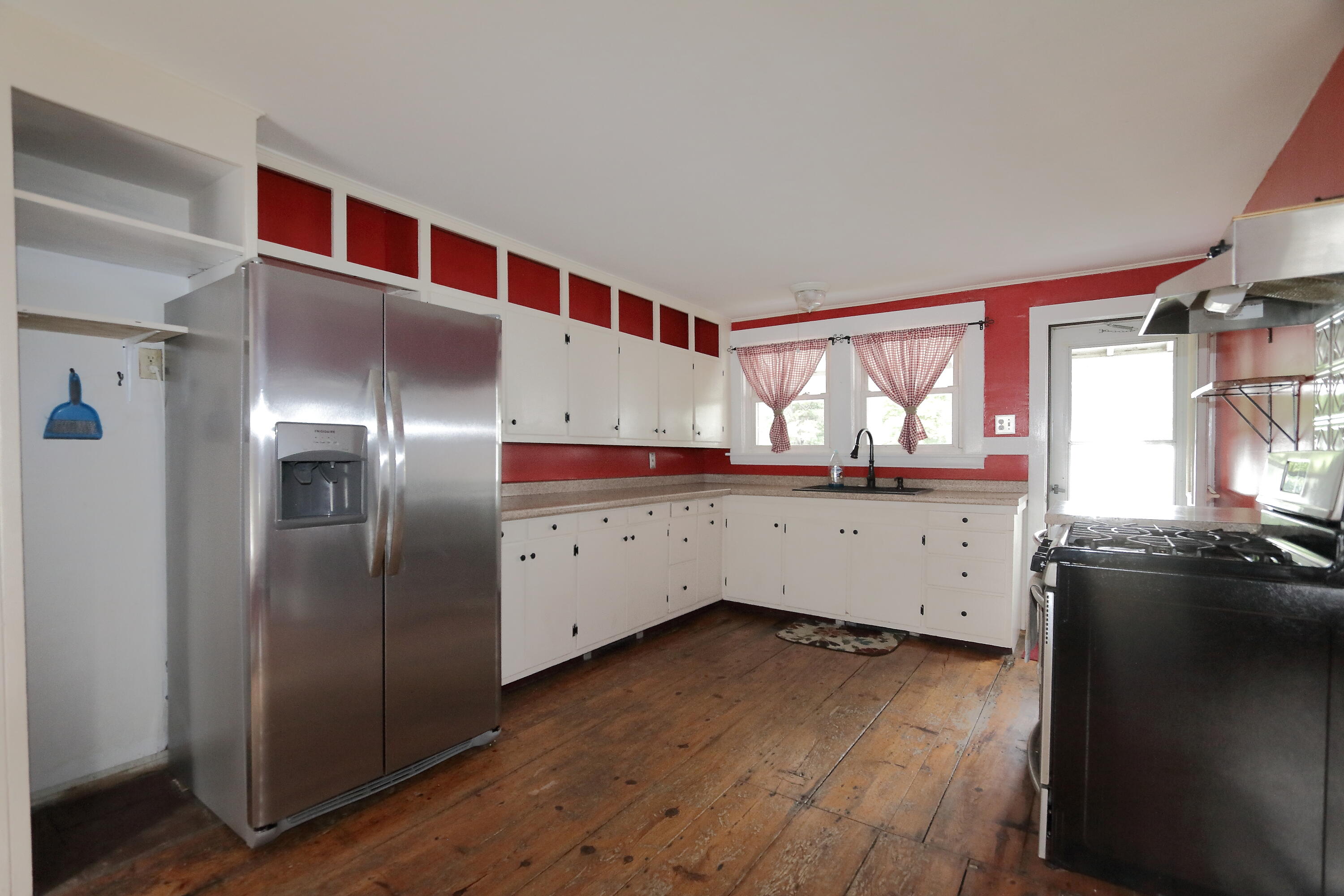 970 Meadow Road Casco, ME 04015 - Photo 5 of 23 kitchen